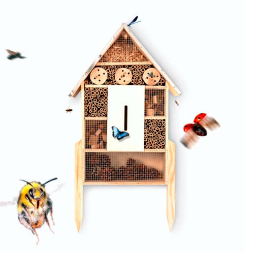 Insekthotel i træ - 55 x 30 x 8,7 cm.