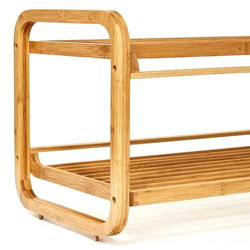 Stabelbar skoreol i bambustræ