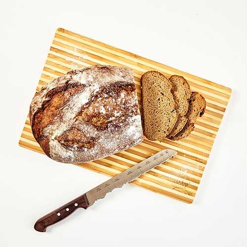 Træ brødskærebræt i bambus