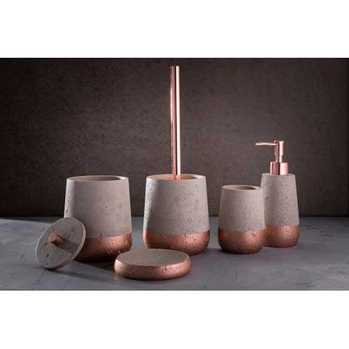 Badserie i beton - Concrete