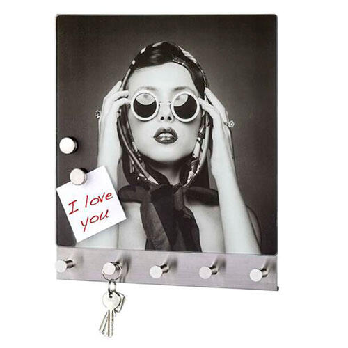 Knagerække med magnetophæng - Retro pige